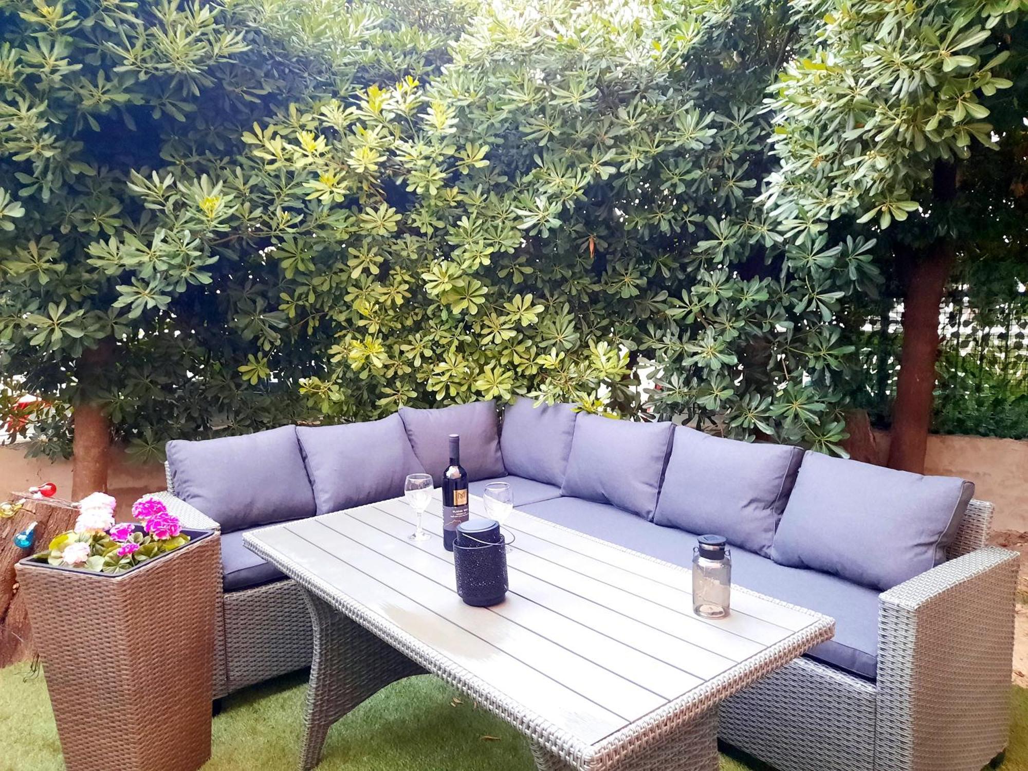 Split Symphony Veranda: Modern, New Apartment Zewnętrze zdjęcie
